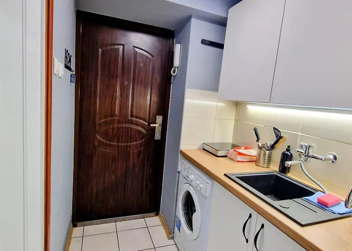 Cosy In District-free Parking With Gate! * وودج