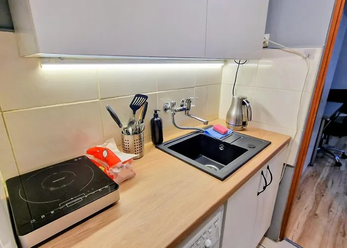 Cosy In District-free Parking With Gate! Lägenhet Łódź